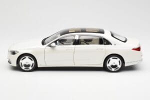 Mercedes Maybach S680 4Matic X223 Diamond Weiß Norev 1:18 183918 Druckguss — Bild 4 von 8