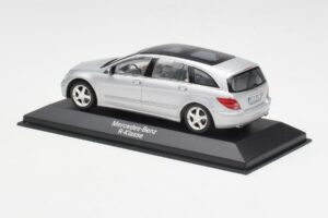Mercedes R-Class W251 Iridium Silver Minichamps 1:43 B66962214 Druckguss — Bild 3 von 4