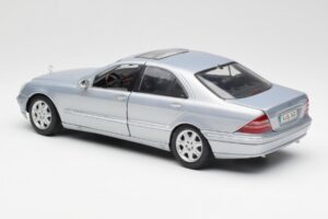 Mercedes S-Class W220 Hellblau Maisto 1:18 56050 Druckguss — Bild 7 von 8
