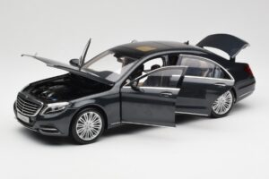 Mercedes S-Class W222 Blau Anthrazit Metallic Norev 1:18 B66960157 Druckguss — Bild 2 von 8