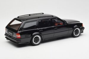 Mercedes 300 TE AMG S124 Schwarz Otto 1:18 OT147 Resin — Bild 2 von 6
