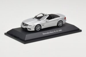 Mercedes SL 63 AMG R230 Silver Metallic Minichamps 1:43 B66960018 Druckguss — Bild 2 von 4