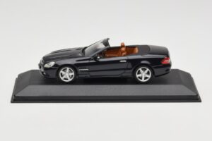 Mercedes SL R230 Schwarz Minichamps 1:43 B66961922 Druckguss