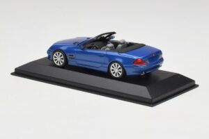Mercedes SL R230 Tanzanite Blau Minichamps 1:43 B66962250 Druckguss — Bild 3 von 4