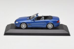 Mercedes SL R230 Tanzanite Blau Minichamps 1:43 B66962250 Druckguss