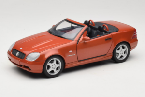 Mercedes SLK R170 230 AMG Orange Metallic Minichamps 1:18 B66005227 Druckguss