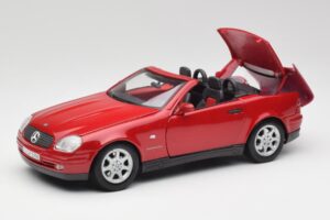 Mercedes SLK 230 R170 Rot Maisto 1:18 56023 Druckguss — Bild 2 von 9