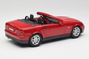 Mercedes SLK 230 R170 Rot Maisto 1:18 56023 Druckguss — Bild 4 von 9