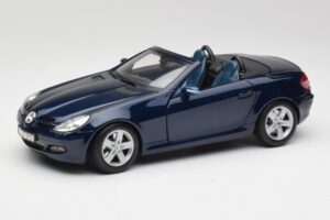 Mercedes SLK R171 Blau Maisto 1:18 B66962190 Druckguss
