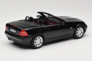 Mercedes SLK200 R170 Schwarz Norev 1:18 B66040714 Druckguss — Bild 4 von 9