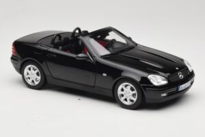 Mercedes SLK200 R170 Schwarz Norev 1:18 B66040714 Druckguss — Bild 7 von 9