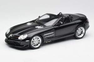 Mercedes SLR McLaren Roadster R199 Crystal Galaxit Schwarz Minichamps 1:18 B66961004 Druckguss