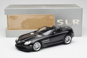 Mercedes SLR McLaren Roadster R199 Crystal Galaxit Schwarz Minichamps 1:18 B66961004 Druckguss — Bild 8 von 8