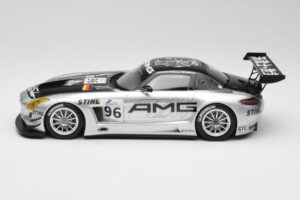 Mercedes AMG SLS C197 GT3 Team AMG China #96 M. Hakkinen / C. Cheng Zhuhai 6th 2011 Minichamps 1:18 151113196 Druckguss — Bild 3 von 6