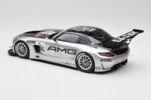 Mercedes AMG SLS C197 GT3 Team AMG China #96 M. Hakkinen / C. Cheng Zhuhai 6th 2011 Minichamps 1:18 151113196 Druckguss — Bild 5 von 6