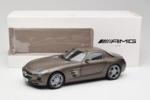 Mercedes SLS AMG C197 Monza Grau Minichamps 1:18 B66960044 Druckguss — Bild 8 von 8