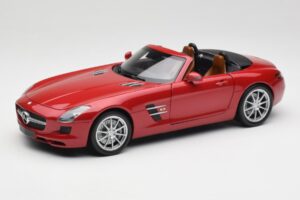 Mercedes SLS AMG R197 Roadster Le Mans Rot Minichamps 1:18 100039030 Druckguss