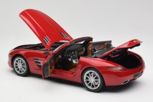 Mercedes SLS AMG R197 Roadster Le Mans Rot Minichamps 1:18 100039030 Druckguss — Bild 5 von 8