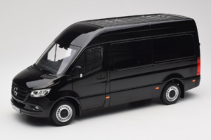Mercedes Sprinter Schwarz Norev 1:18 183041 Druckguss