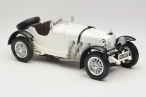 Mercedes SSK Weiß Bburago 1:18 3009-P3 Druckguss — Bild 4 von 6
