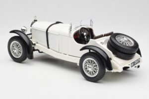 Mercedes SSKL Weiß Bburago 1:18 3002 Druckguss — Bild 7 von 8