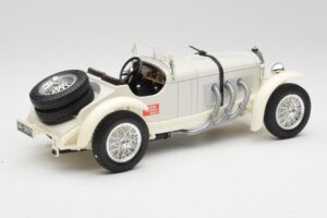 Mercedes SSKL Weiß & Creme Bburago 1:18 3002-M1 Druckguss — Bild 2 von 6