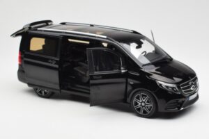 Mercedes V-Class W447 AMG Line Schwarz Norev 1:18 183860 Druckguss — Bild 2 von 6