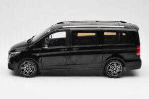 Mercedes V-Class W447 AMG Line Schwarz Norev 1:18 183860 Druckguss — Bild 4 von 6