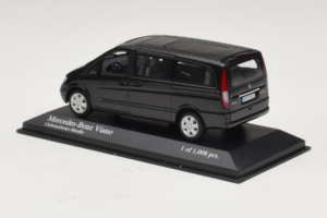 Mercedes Viano Schwarz Minichamps 1:43 400032210 Druckguss — Bild 3 von 4