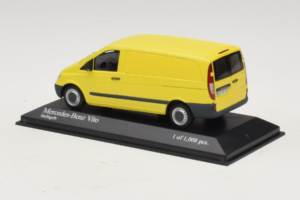 Mercedes Vito Kastenwagen Gelb Minichamps 1:43 400032260 Druckguss — Bild 3 von 4