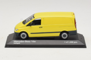 Mercedes Vito Kastenwagen Gelb Minichamps 1:43 400032260 Druckguss