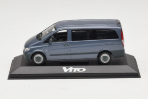 Mercedes Vito W638 Lugano Grey Minichamps 1:43 B67871201 Druckguss