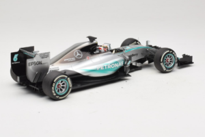 Mercedes W06 #44 L. Hamilton F1 World Champion 2015 Dealer Edition Minichamps 1:18 B66960539 Druckguss — Bild 2 von 7