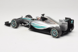 Mercedes W06 #44 L. Hamilton F1 World Champion 2015 Dealer Edition Minichamps 1:18 B66960539 Druckguss — Bild 5 von 7