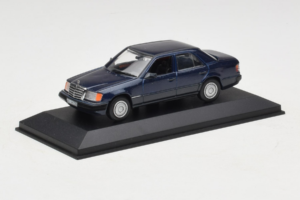 Mercedes W124 Dunkelblau Minichamps 1:43 MB006 Druckguss — Bild 2 von 4
