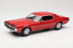 Mercury Cougar XR-7 Rot Sun Star 1:18 1541 Druckguss