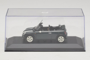 Mini Cooper Cabriolet Grün Mit Weißem Streifen Minichamps 1:43 80420309093-R1 Druckguss — Bild 4 von 5