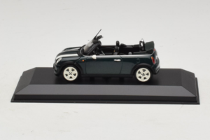 Mini Cooper Cabriolet Grün Mit Weißem Streifen Minichamps 1:43 80420309093-R1 Druckguss
