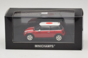 Mini Cooper Rot Mit Japan-Flagge Minichamps 1:43 80420309024-R1 Druckguss — Bild 5 von 5