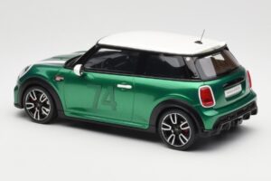 MINI Cooper F56 JCW British Racing Grün Otto 1:18 OT1098 Resin — Bild 5 von 6