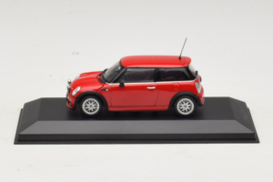 Mini Cooper One R50 Aero Rot Minichamps 1:43 431138272 Druckguss