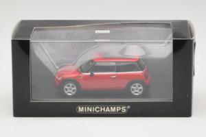 Mini Cooper Rot Minichamps 1:43 MINI010 Druckguss — Bild 4 von 4
