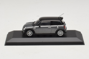 Mini Cooper S Grey Metallic Minichamps 1:43 80420148551-R1 Druckguss