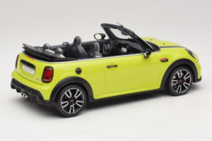 Mini JCW Cabrio F57 Zesty Yellow C5H Otto 1:18 OT1303 Resin — Bild 2 von 6