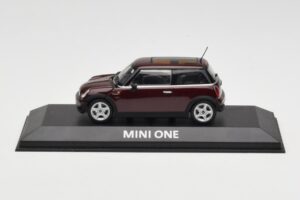 Mini One R50 Dunkelrot Mit Schwarzem Dach Minichamps 1:43 MINI008 Druckguss