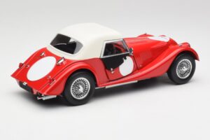 Morgan 4/4 Plus Competition Hardtop Rot Kyosho 1:18 08114R Druckguss — Bild 3 von 8