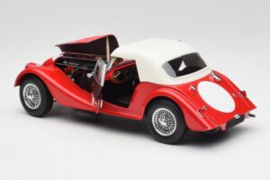 Morgan 4/4 Plus Competition Hardtop Rot Kyosho 1:18 08114R Druckguss — Bild 5 von 8