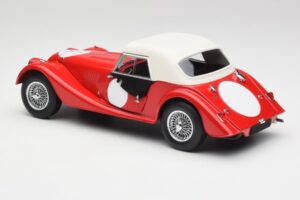 Morgan 4/4 Plus Competition Hardtop Rot Kyosho 1:18 08114R Druckguss — Bild 7 von 8