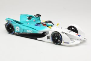 NIO 004 Team NIO #16 O. Turvey Formula E Season 5 2019 Minichamps 1:18 114180016 Druckguss — Bild 4 von 6