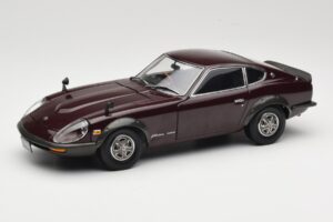 Nissan Fairlady 240Z-G S30 Kastanienbraun Kyosho 1:18 08212M Druckguss
